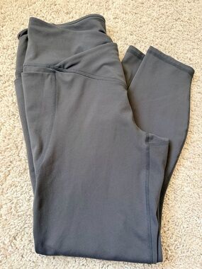 Fabletics Women's Charcoal Gray Leggings
